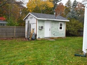 5 Brookville Ave, Brockton MA 02302