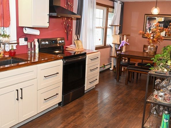 5 Brookville Ave, Brockton MA 02302