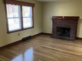 14 Crescent Rd, Weymouth MA 02191