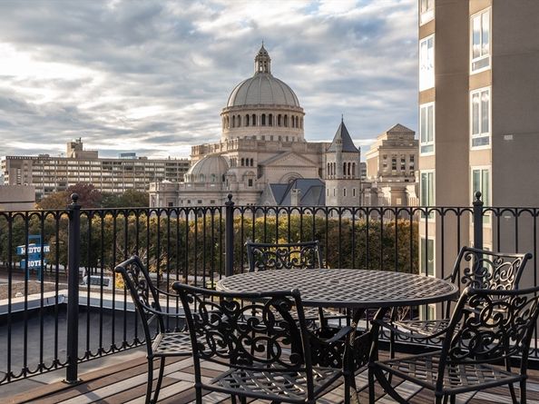 10 Cumberland Street 104, Boston MA 02115