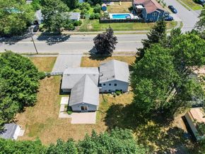 62 Catherine Drive, Peabody MA 01960