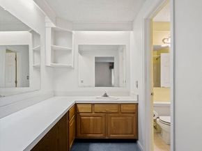 903 Foxwood Circle 903, Peabody MA 01960