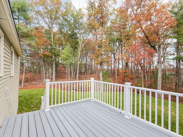 328 Millville Rd, Uxbridge MA 01569