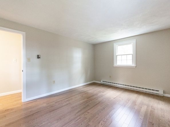 328 Millville Rd, Uxbridge MA 01569