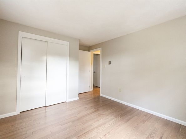 328 Millville Rd, Uxbridge MA 01569