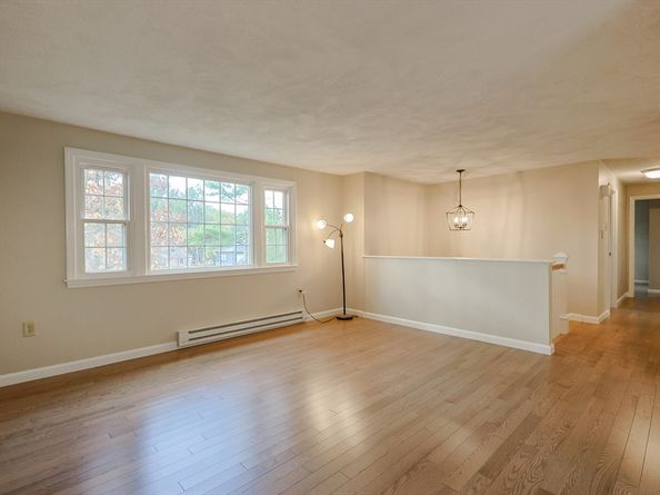 328 Millville Rd, Uxbridge MA 01569