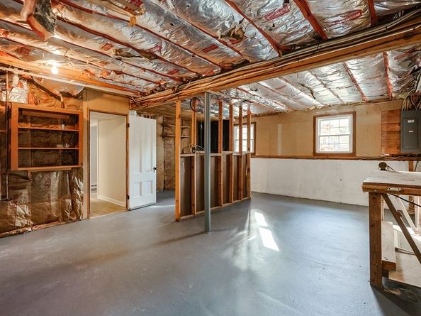 328 Millville Rd, Uxbridge MA 01569