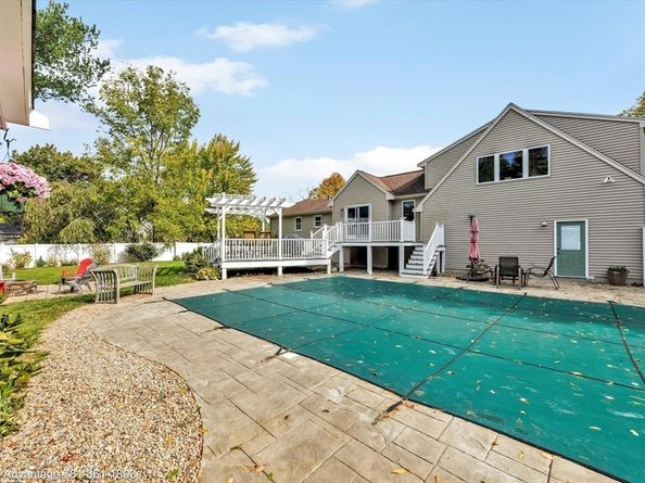 122 North Elm Street, West Bridgewater MA 02379