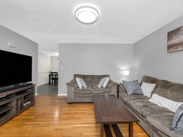 173 Merrimack Meadows Ln 162, Tewksbury MA 01876