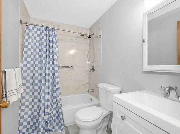 173 Merrimack Meadows Ln 162, Tewksbury MA 01876