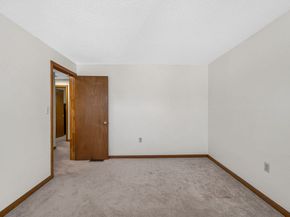 173 Merrimack Meadows Ln 162, Tewksbury MA 01876