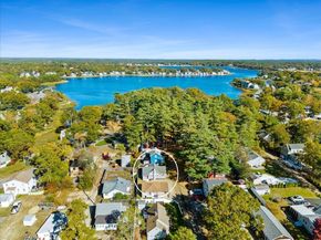 8 Charles St, Wareham MA 02571
