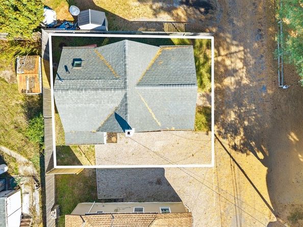 8 Charles St, Wareham MA 02571