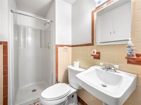 399 Union St, Leominster MA 01453