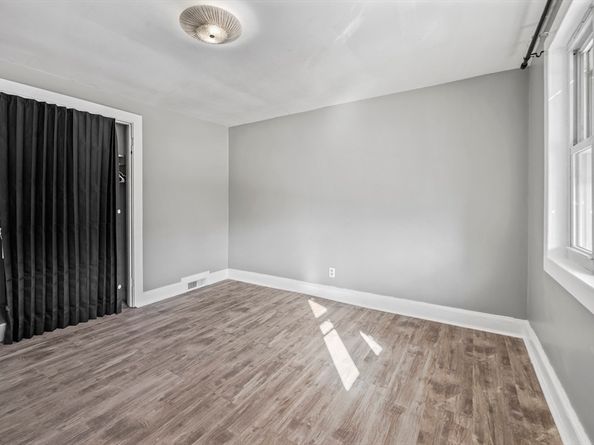 399 Union St, Leominster MA 01453