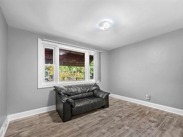 399 Union St, Leominster MA 01453