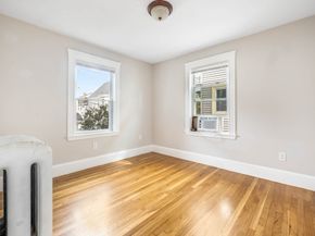 58 Saxton 2, Boston MA 02125