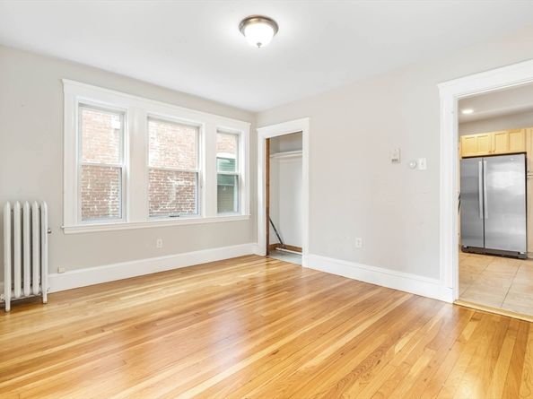 58 Saxton 2, Boston MA 02125