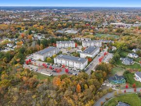 170 Clocktower Dr 5103, Waltham MA 02452