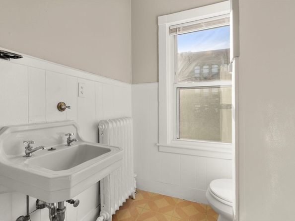313 Highland Ave, Malden MA 02148