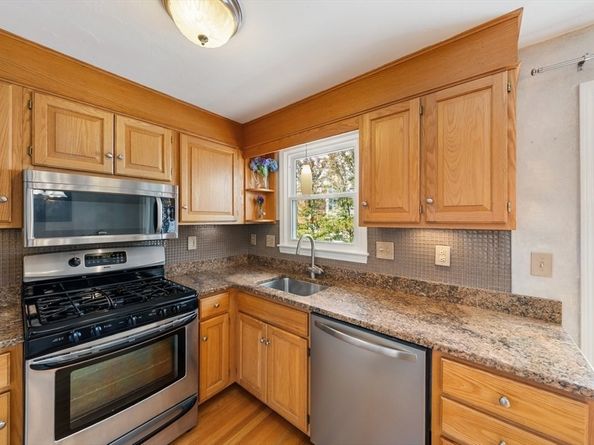 48 South Main St 7, Natick MA 01760