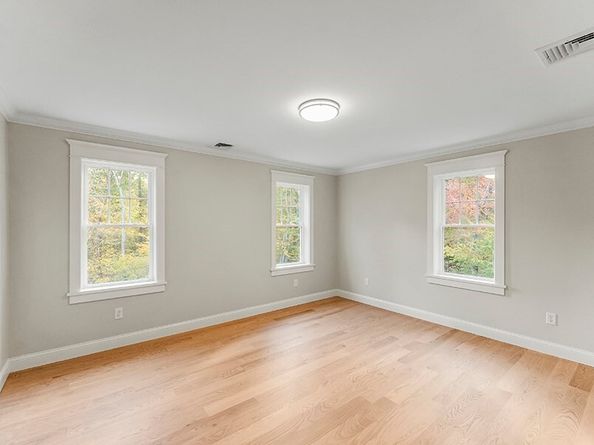 62 Larchmont Ln, Hanover MA 02339
