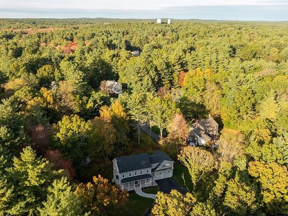62 Larchmont Ln, Hanover MA 02339