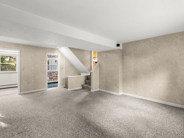 71 Cabot St, Milton MA 02186