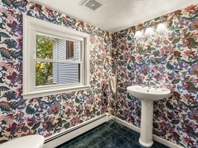71 Cabot St, Milton MA 02186