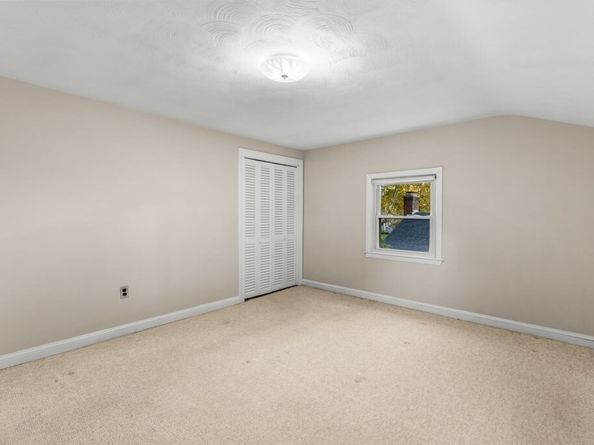 71 Cabot St, Milton MA 02186