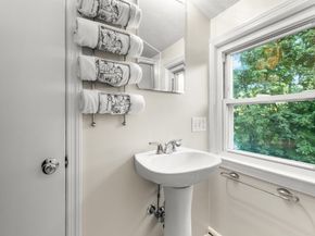 71 Cabot St, Milton MA 02186