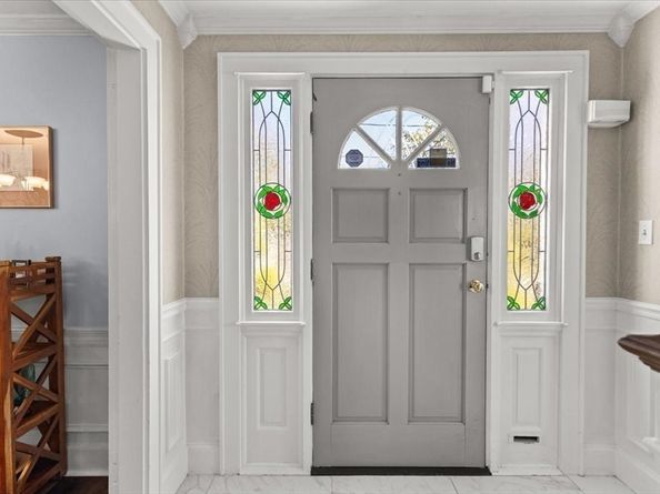 15 Troy St, Brockton MA 02301