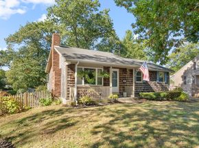 68 Cross St, Brockton MA 02301
