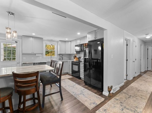 68 Cross St, Brockton MA 02301