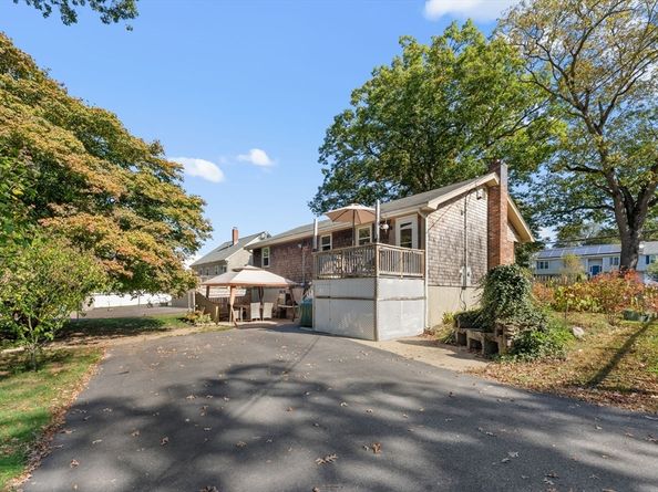 68 Cross St, Brockton MA 02301