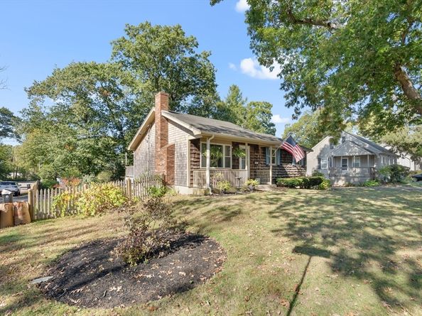 68 Cross St, Brockton MA 02301