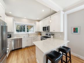 23 Stonebrook 11, Southborough MA 01772