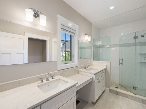 23 Stonebrook 11, Southborough MA 01772