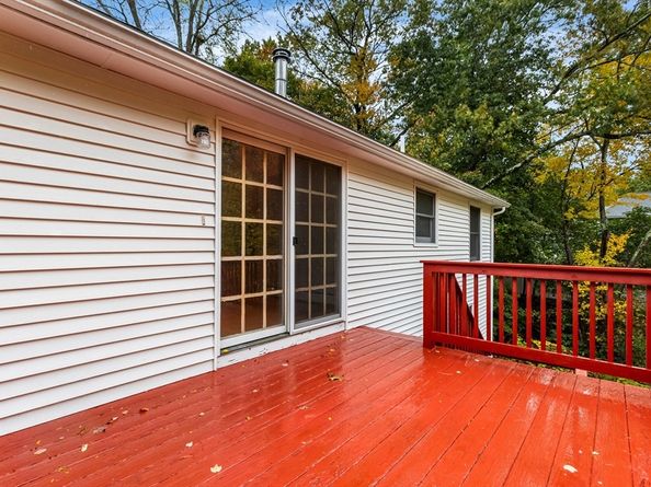 7 Westwood Rd, Natick MA 01760