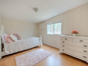 15 Grand St, Wilmington MA 01887