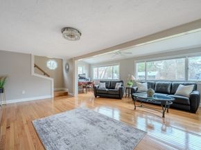 15 Grand St, Wilmington MA 01887