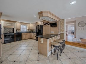 15 Grand St, Wilmington MA 01887