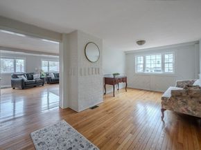 15 Grand St, Wilmington MA 01887