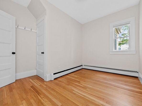87 Holworthy St 2, Cambridge MA 02138