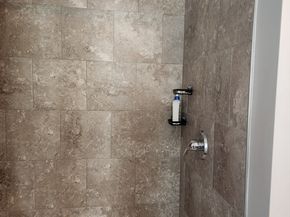 66 Oak St 66, Clinton MA 01510