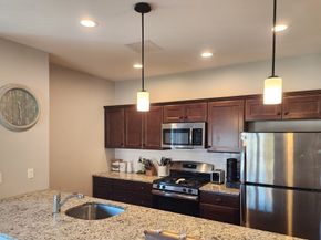 66 Oak St 66, Clinton MA 01510