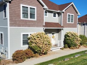 66 Oak St 66, Clinton MA 01510