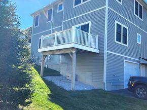 66 Oak St 66, Clinton MA 01510