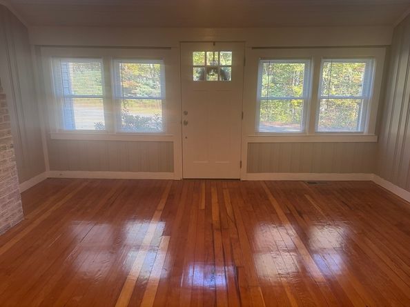 51 State Rd E, Westminster MA 01473