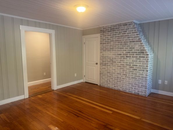 51 State Rd E, Westminster MA 01473